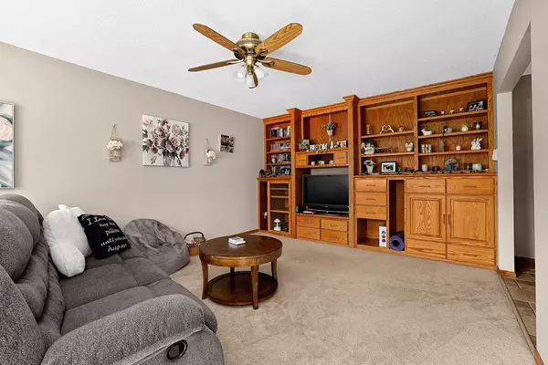 La Crosse, WI 54601,6022 Robil COURT E