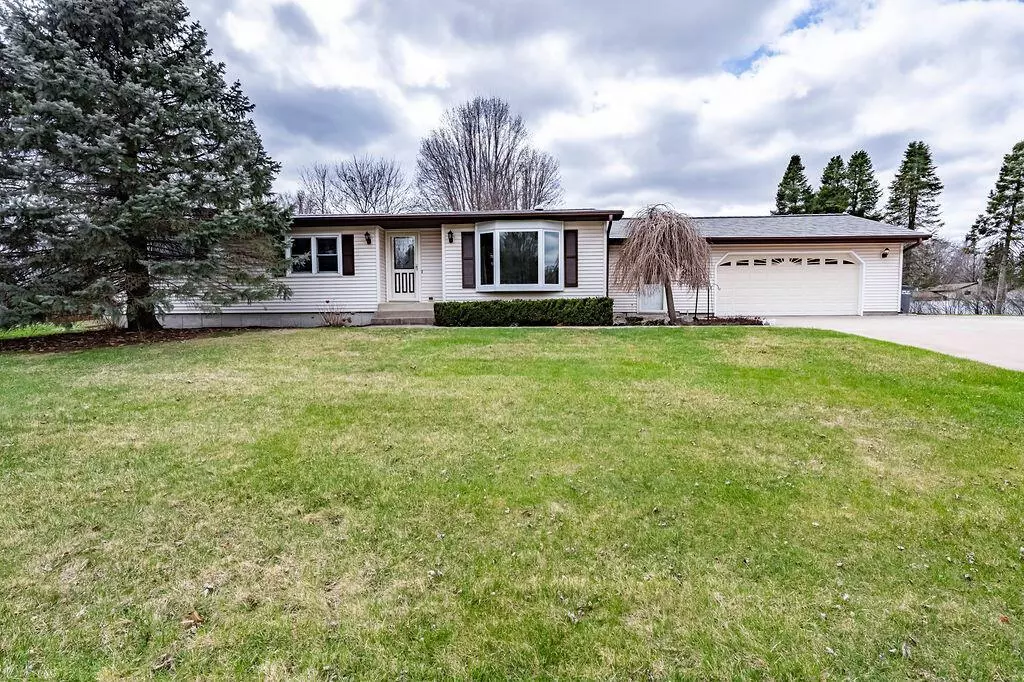 Onalaska, WI 54650,N5633 Quarterdeck DRIVE