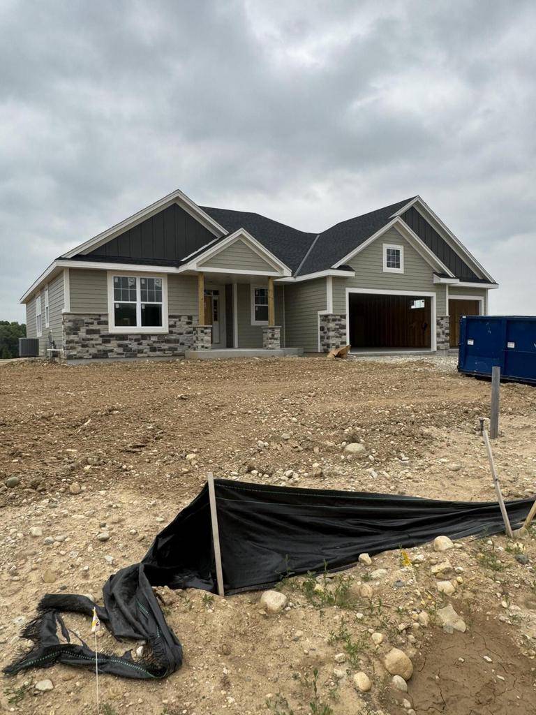 456 Sandstone STREET, Slinger, WI 53086