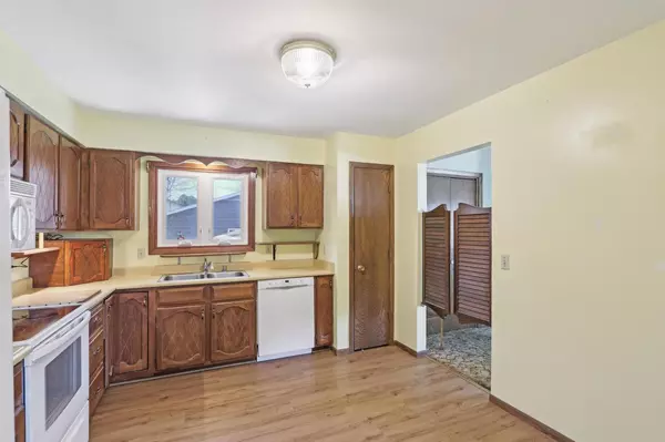 Watertown, WI 53098,213 Robert STREET