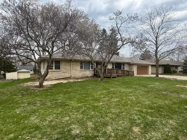 Waterford, WI 53185,704 E Main STREET