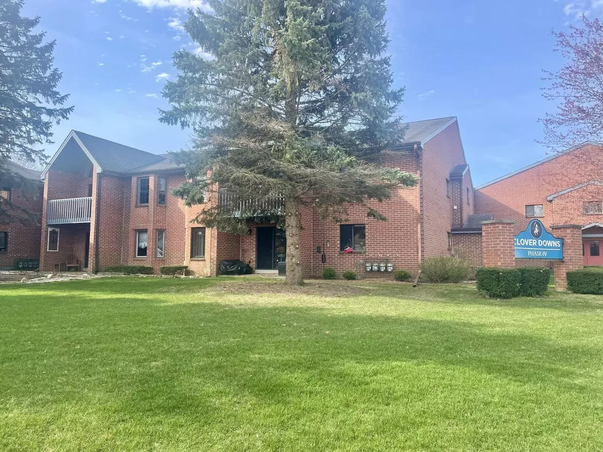 Sussex, WI 53089,N58W23777 Hastings COURT #22