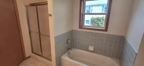 Watertown, WI 53094,614 Woodbridge TRAIL