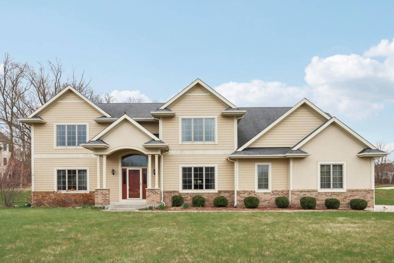 520 Golden Eagle COURT, Brookfield, WI 53045