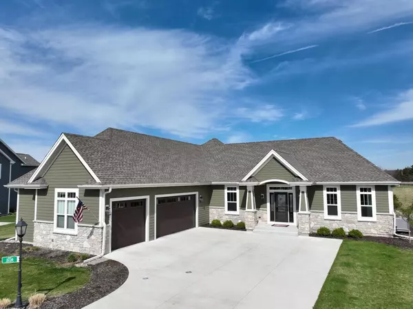3238 Castle Rock DRIVE, Summit, WI 53066