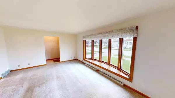 Two Rivers, WI 54241,2333 9th STREET