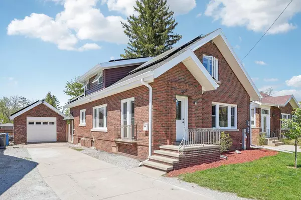 Watertown, WI 53094,506 Dewey AVENUE