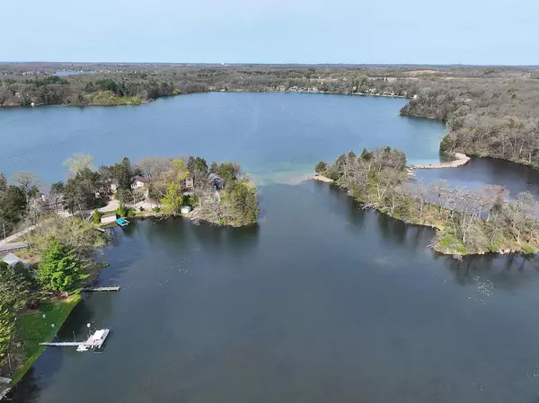 East Troy, WI 53120,W4910 Oakwood DRIVE