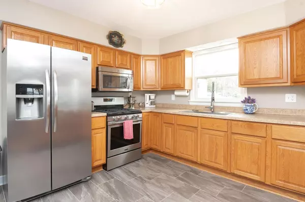 Pewaukee, WI 53072,N39W27485 Hillside Grove ROAD