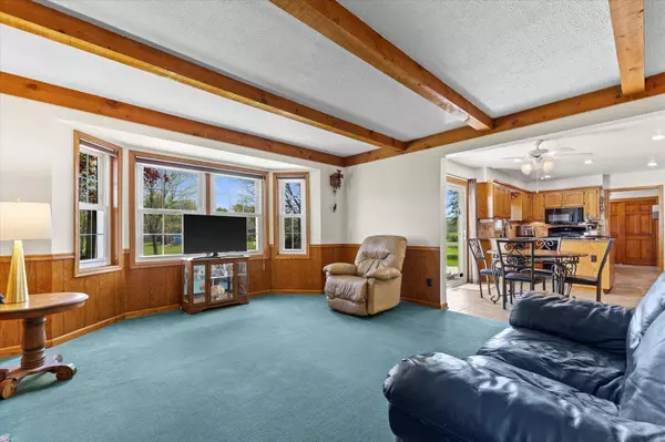 Muskego, WI 53150,S103W20677 Heather LANE