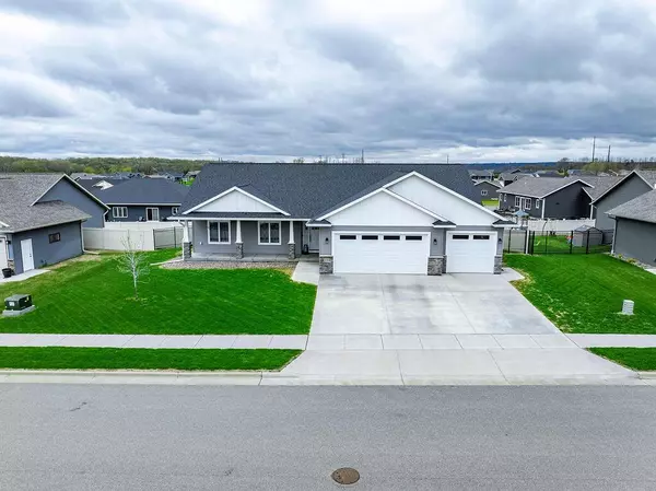 638 Silver DRIVE, Holmen, WI 54636