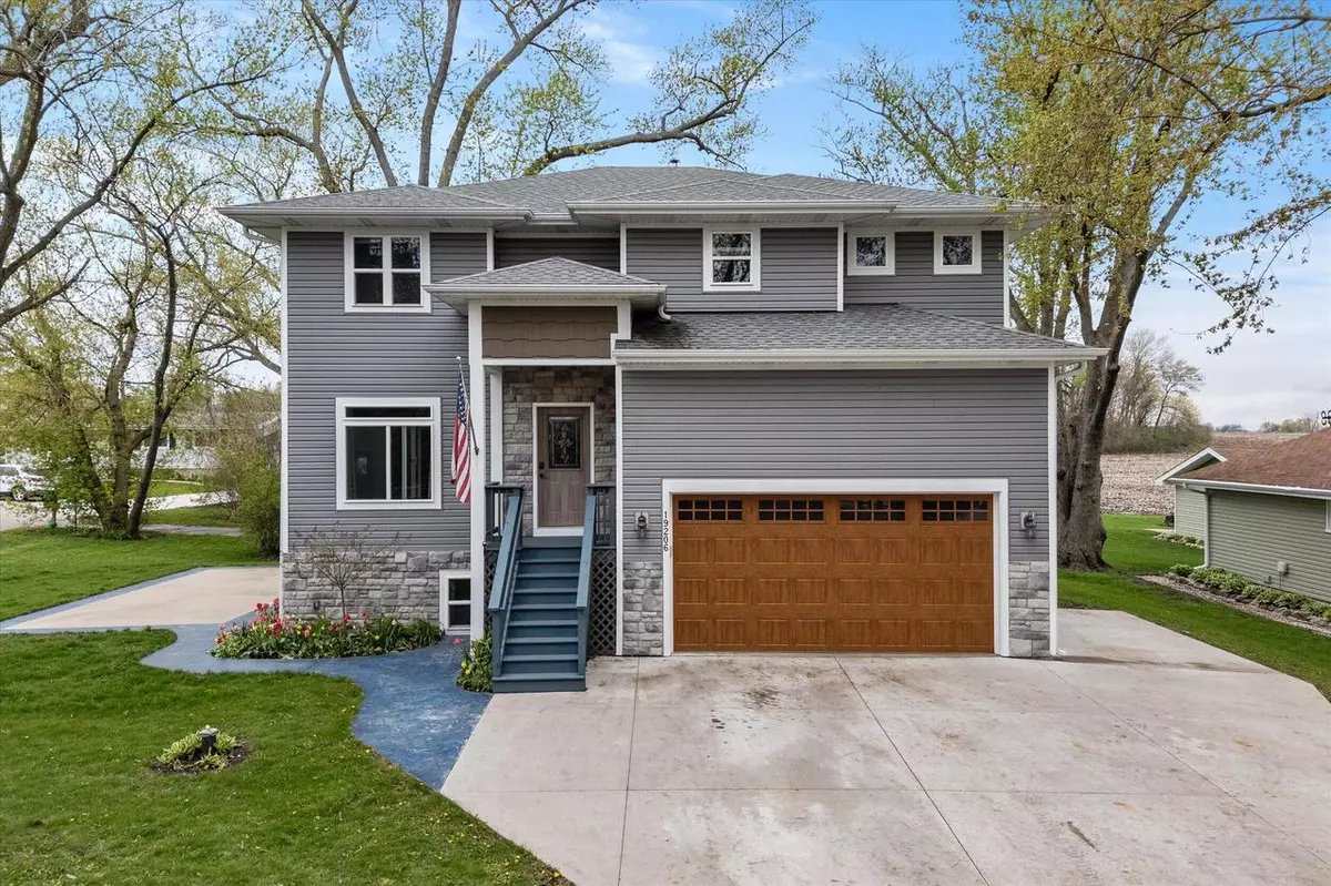 Bristol, WI 53104,19206 101st STREET