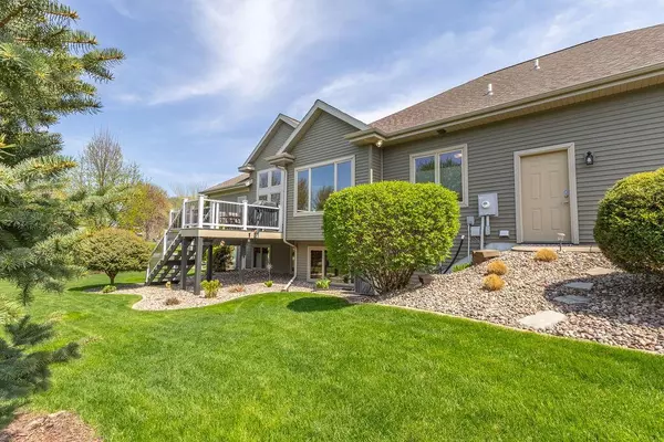 Onalaska, WI 54650,633 Stonebridge AVENUE