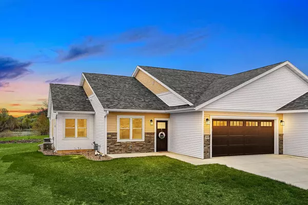 3825 Sunnyside DRIVE W, La Crosse, WI 54601