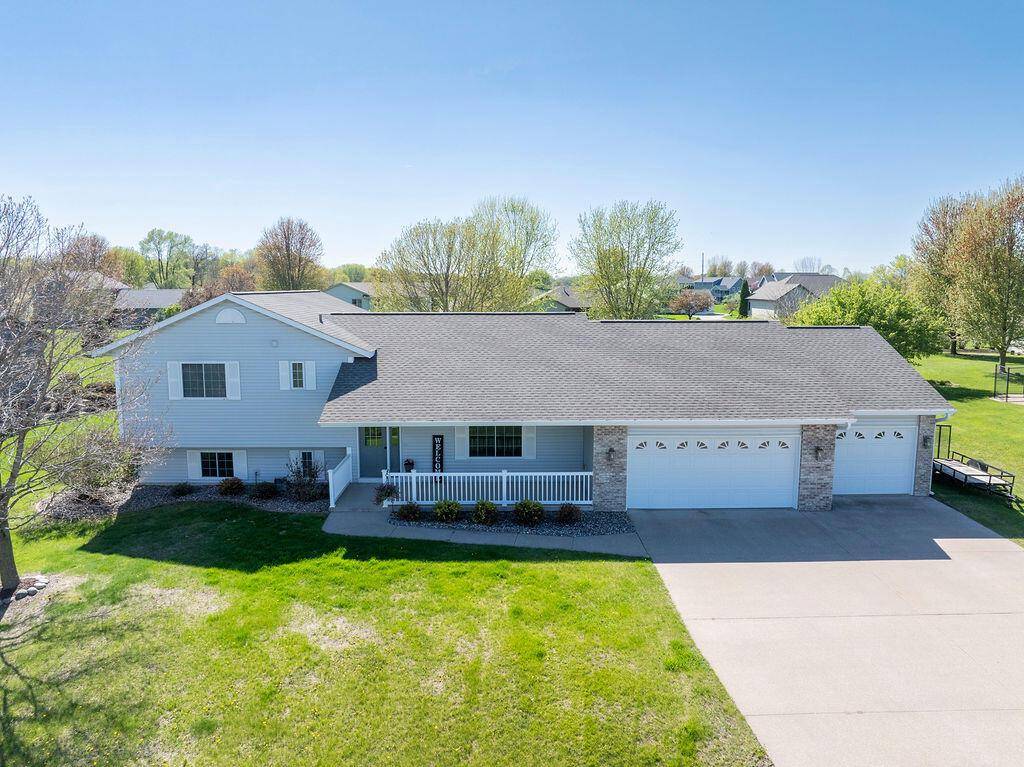 N7121 Elizabeth DRIVE, Holmen, WI 54636