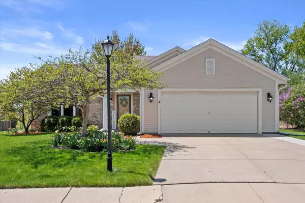 2103 Somerset COURT, Waukesha, WI 53186