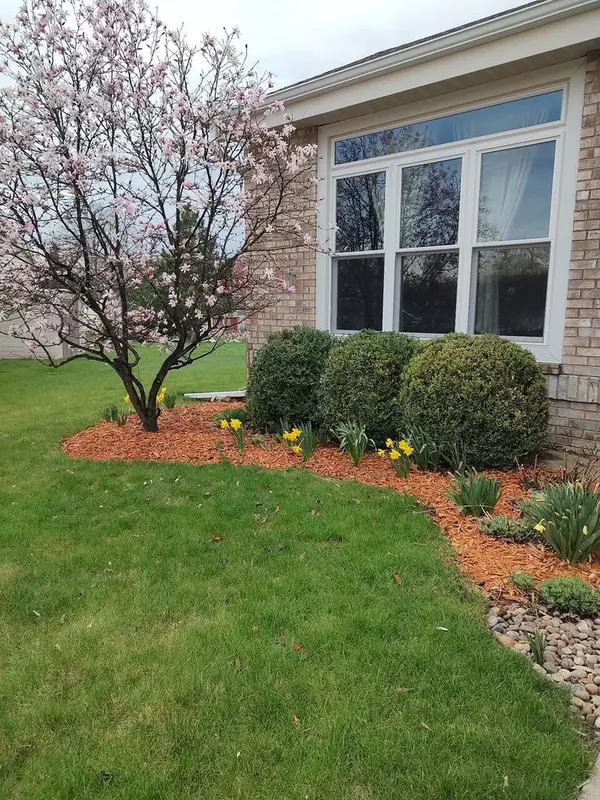 Waukesha, WI 53186,2103 Somerset COURT