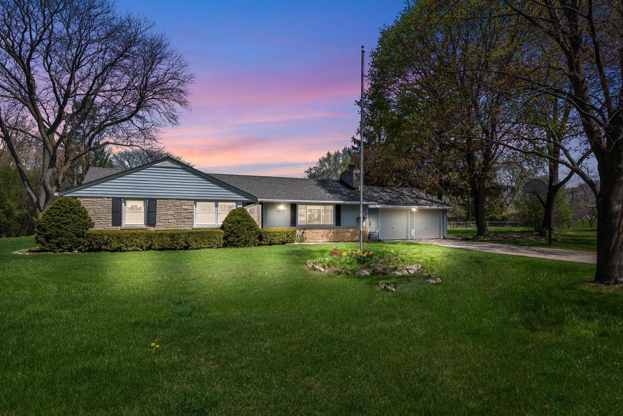 13514 W Cardinal PARKWAY, New Berlin, WI 53151