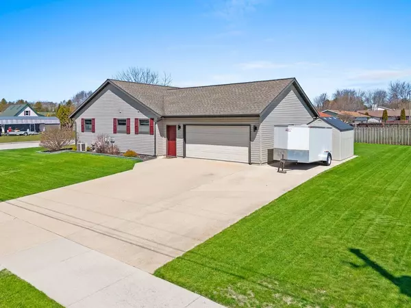 Two Rivers, WI 54241,4105 Clover STREET