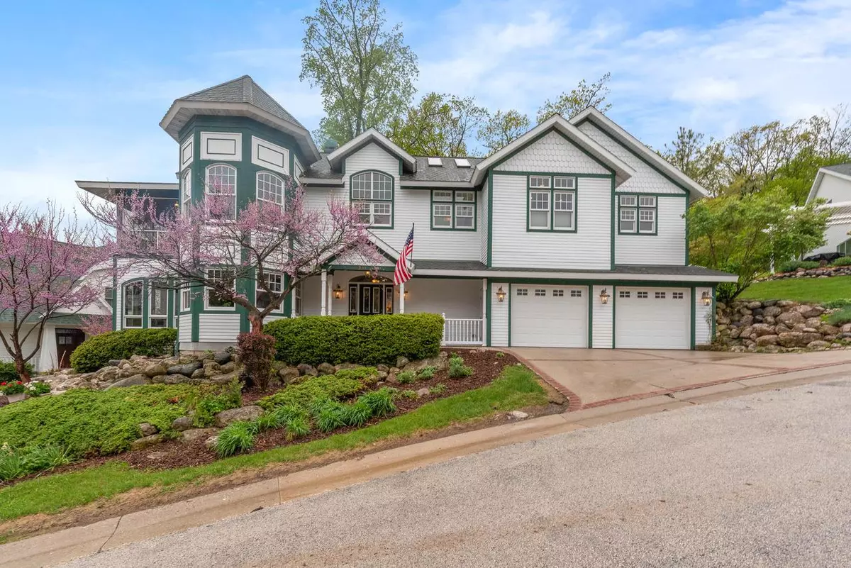 Elkhart Lake, WI 53020,281 Poets COVE