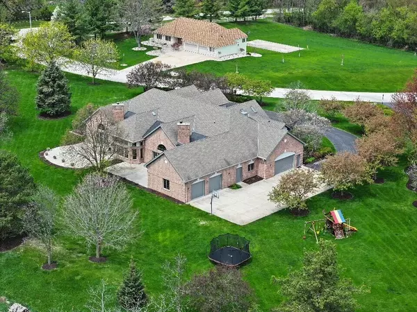 Pewaukee, WI 53072,W283N3660 Yorkshire TRACE