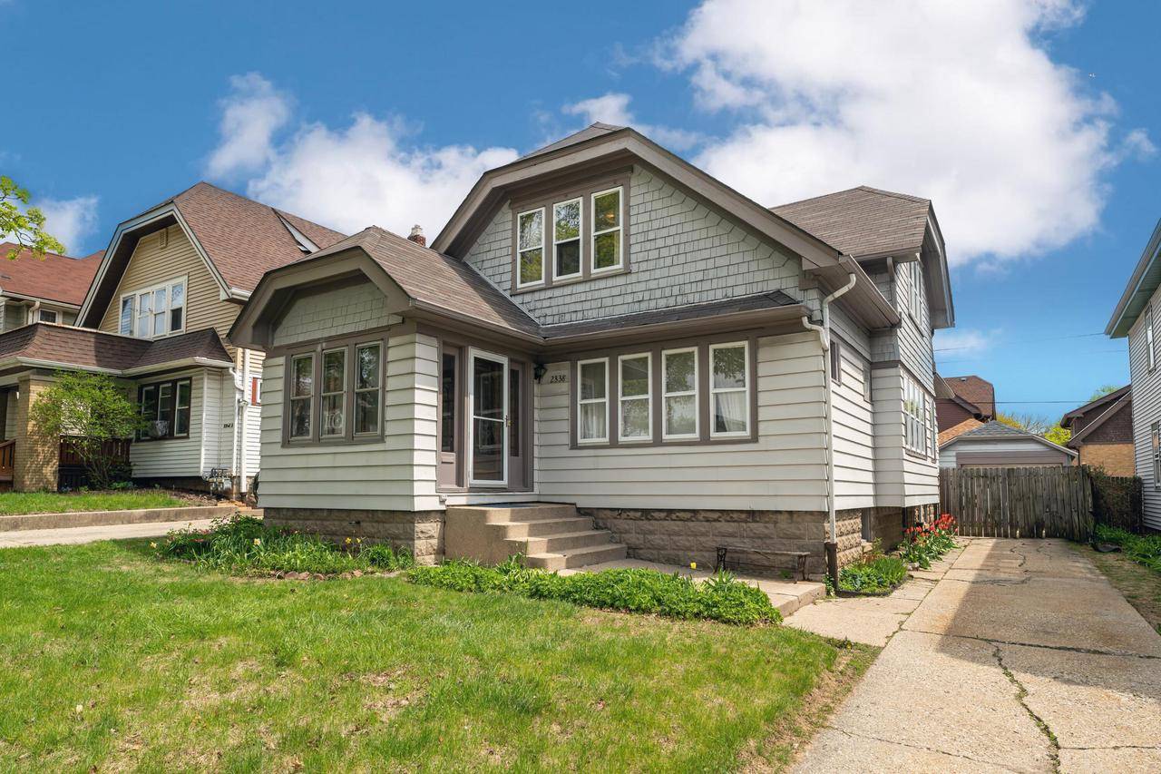 2338 N 59th STREET, Milwaukee, WI 53210