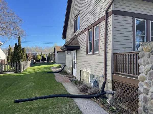 Port Washington, WI 53074,421 W Michigan STREET