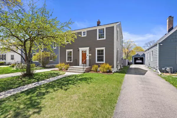 Whitefish Bay, WI 53211,4747 N Marlborough DRIVE