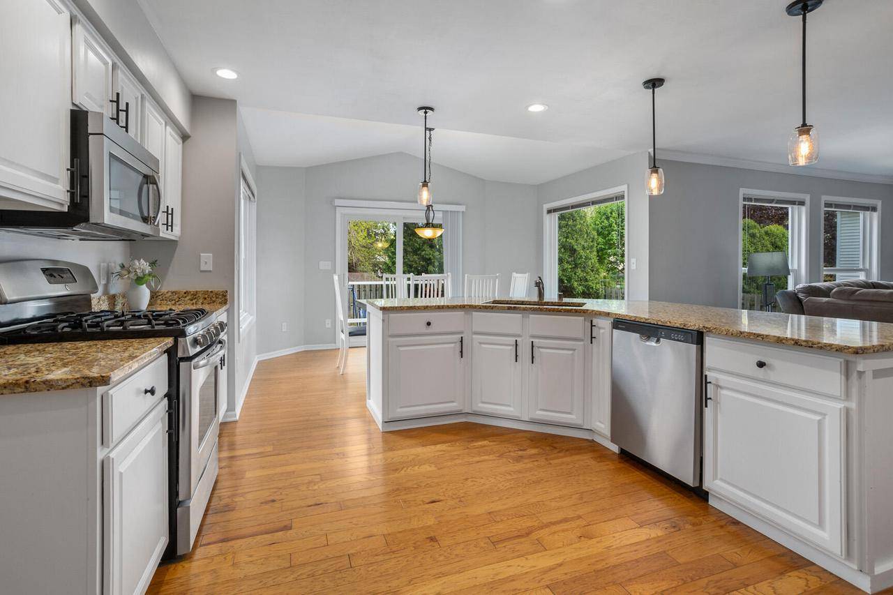 Waukesha, WI 53186,2009 Hudson WAY