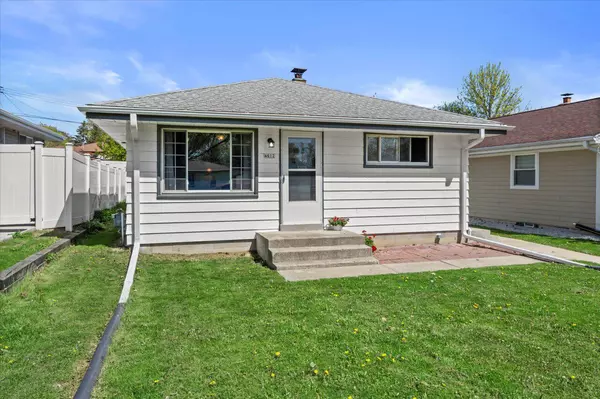 4612 S 50th STREET, Greenfield, WI 53220