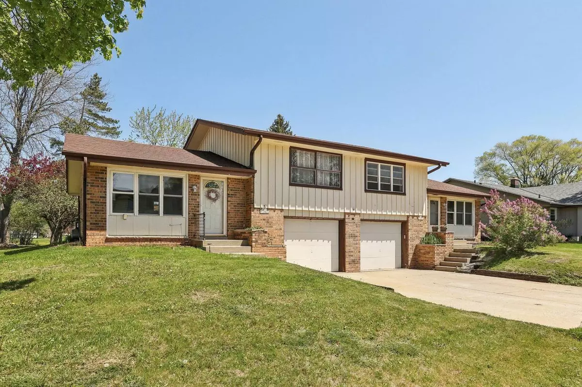 Muskego, WI 53150,S70W13426 Fennimore LANE #13424
