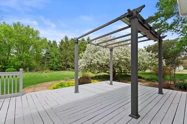 Mukwonago, WI 53149,S67W32842 Westgate COURT