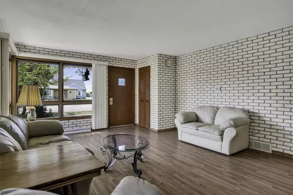 La Crosse, WI 54601,1919 Losey BOULEVARD