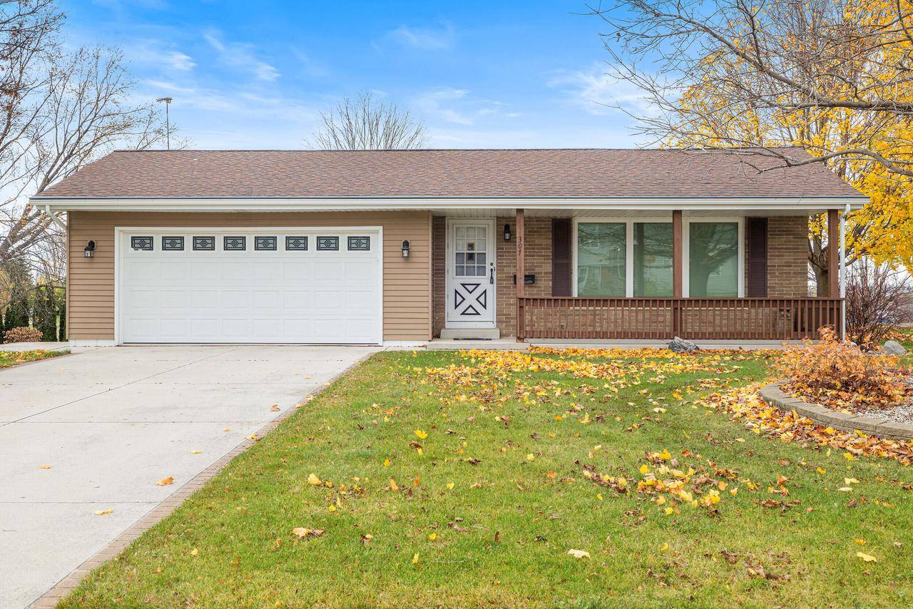 307 S Lincoln DRIVE, Howards Grove, WI 53083