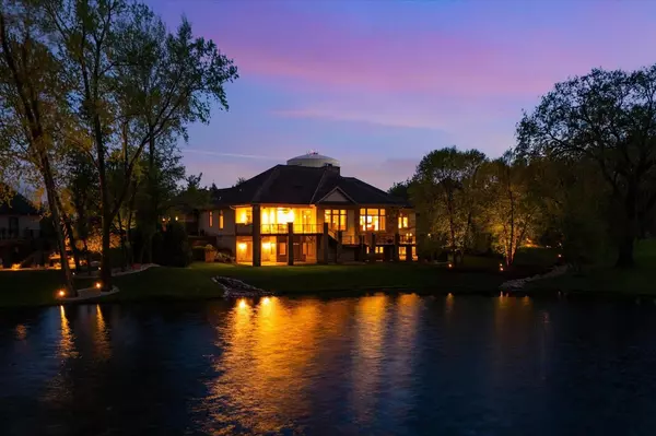 Franklin, WI 53132,7216 W Fox Haven COURT