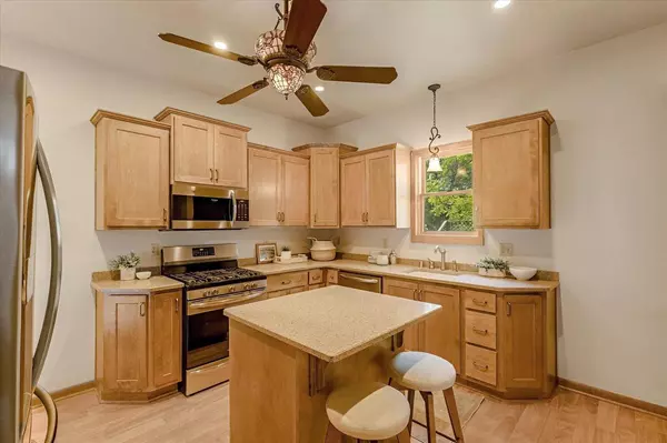 3632 S Ellen STREET, Saint Francis, WI 53235