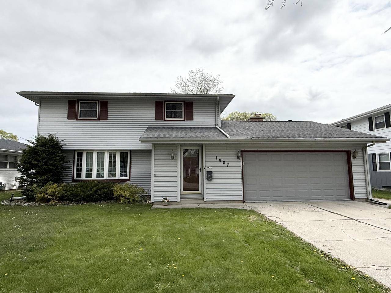 1907 N 27th PLACE, Sheboygan, WI 53081