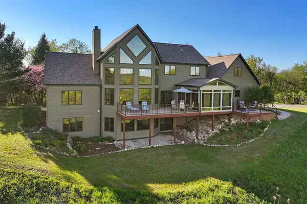 2309 Back ROAD, Burlington, WI 53105