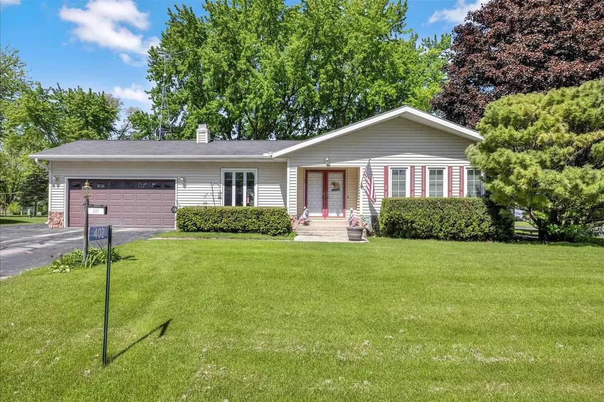 Burlington, WI 53105,402 Ryan AVENUE