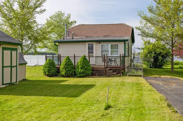 Kansasville, WI 53139,24320 Penninsula DRIVE