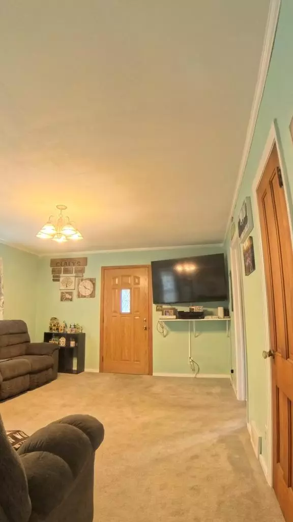 West Bend, WI 53095,644 Michigan AVENUE