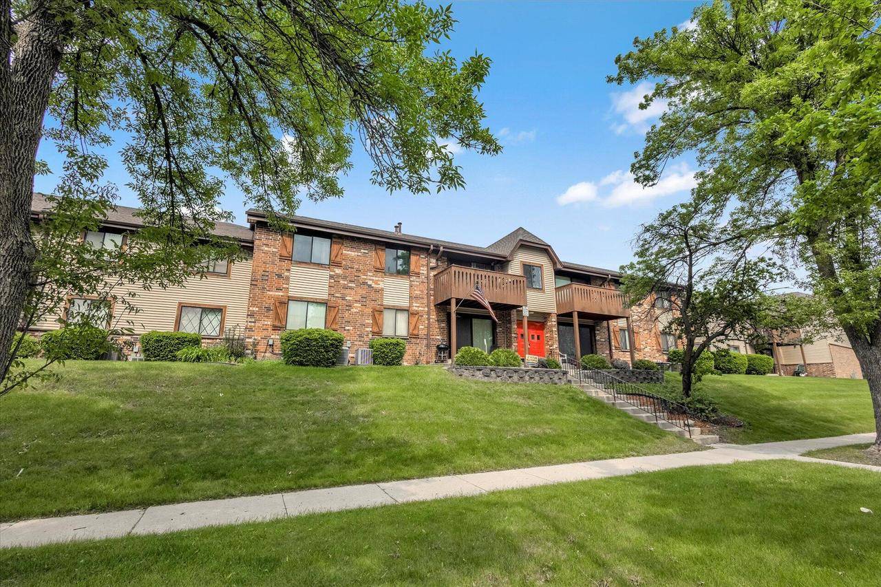 7731 N 60th STREET #F, Milwaukee, WI 53223