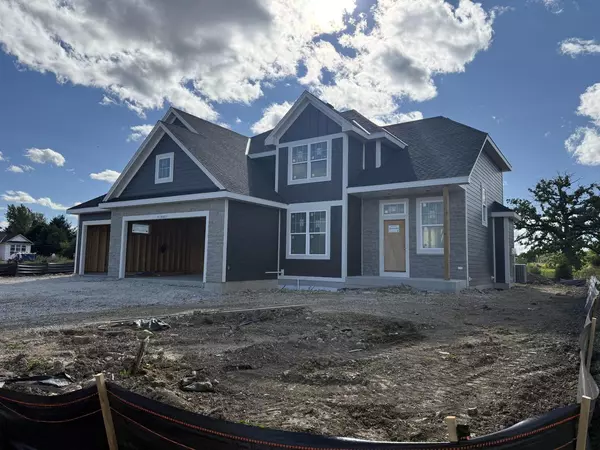 W215N4855 Kathleen DRIVE, Menomonee Falls, WI 53051