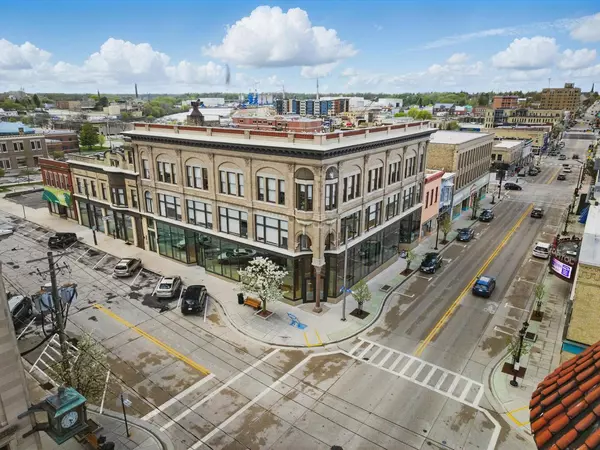 804 Jay STREET #Suite 1, Manitowoc, WI 54220