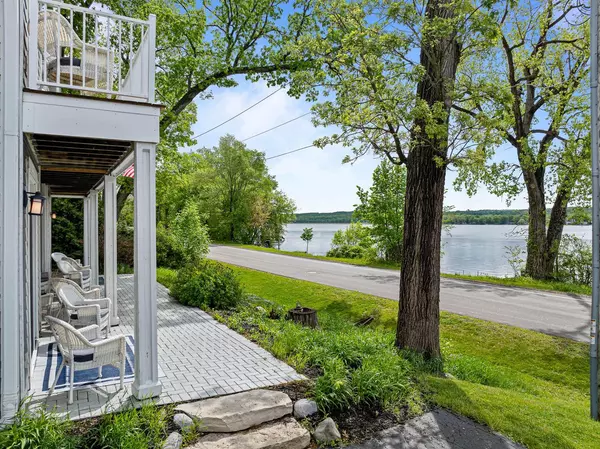 Lake Geneva, WI 53147,W3920 Lake Shore DRIVE