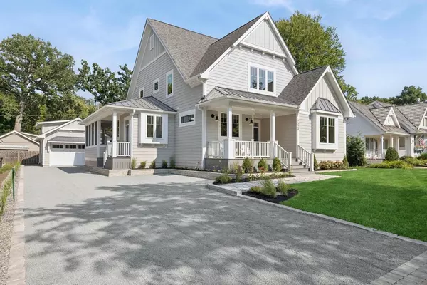 N1524 Oak Shores STREET, Fontana, WI 53125