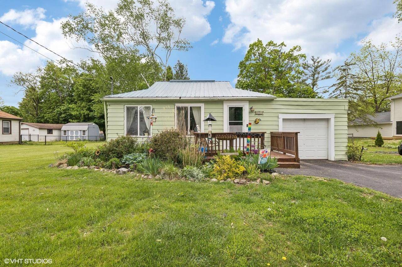 301 S 5th AVENUE, Walworth, WI 53184