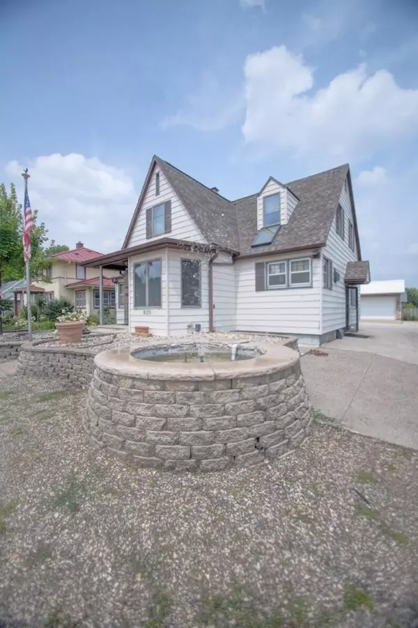 West Salem, WI 54669,520 Garland STREET W