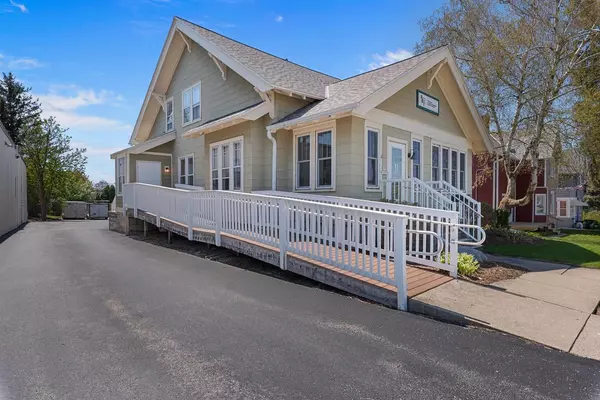 Menomonee Falls, WI 53051,N90W16995 Appleton AVENUE