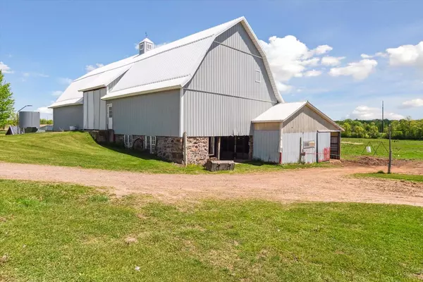 Withee, WI 54498,W7211 Pine ROAD